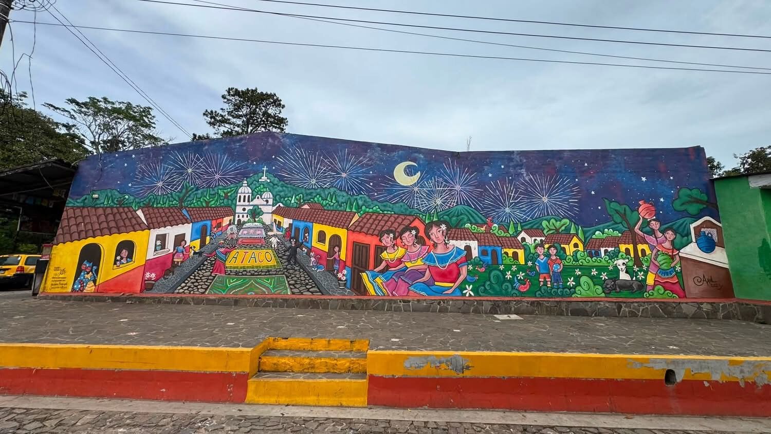 Street murals in the highlands